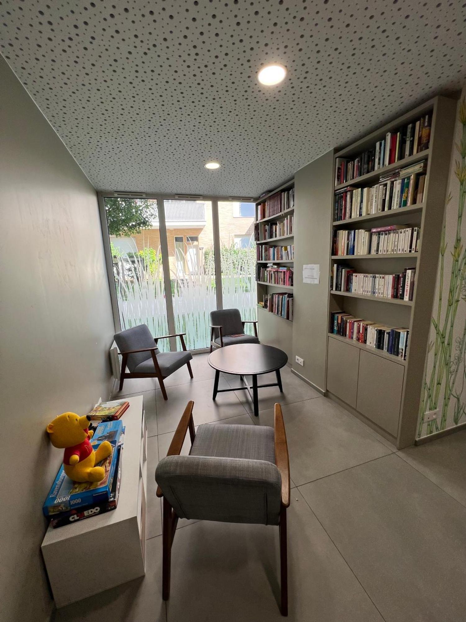Appartement Elegant Et Lumineux Romainville Exterior foto